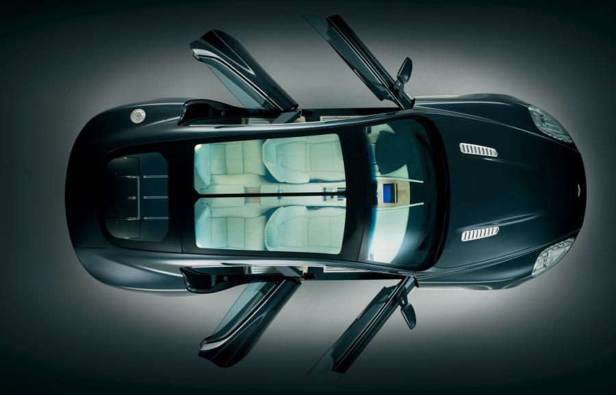  Aston Martin Rapide Concept 2006 года  (фото 18 из 39)